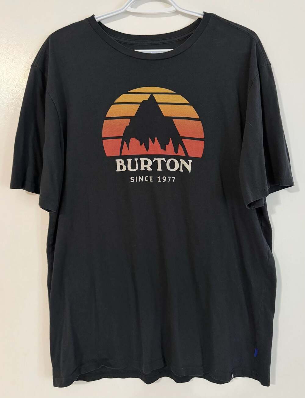 Burton Since 1977 Graphic T-Shirt Black Size L